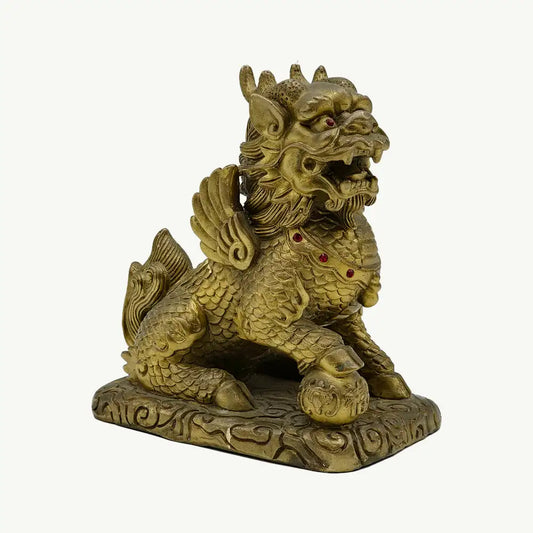 Majestic Antique Winged Mythical Beast Statue (Pixiu/Qilin)